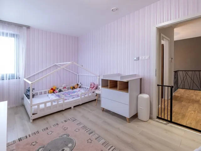 Eladó ház Debrecen, Hatvan utcai kert 206 nm