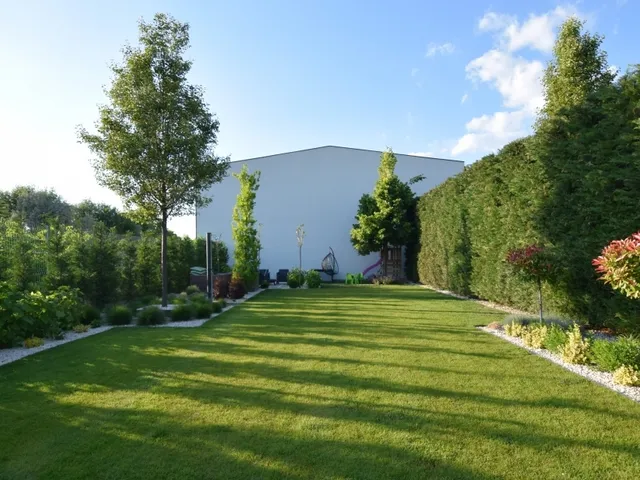 Eladó ház Debrecen, Hatvan utcai kert 206 nm