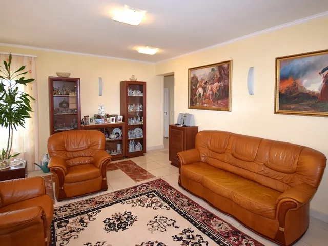 Eladó ház Debrecen, Kerekestelep 150 nm