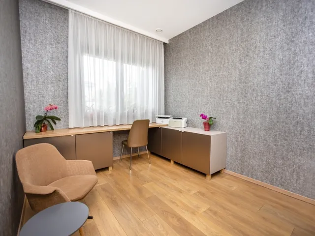 Eladó ház Debrecen, Hatvan utcai kert 208 nm