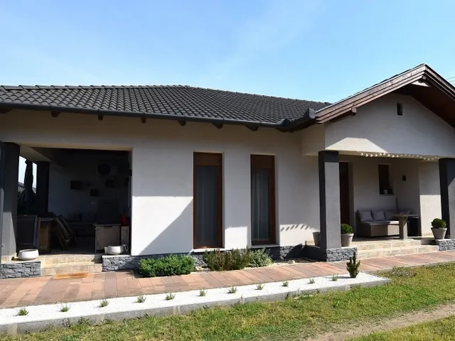 Eladó ház Debrecen, Kerekestelep 137 nm