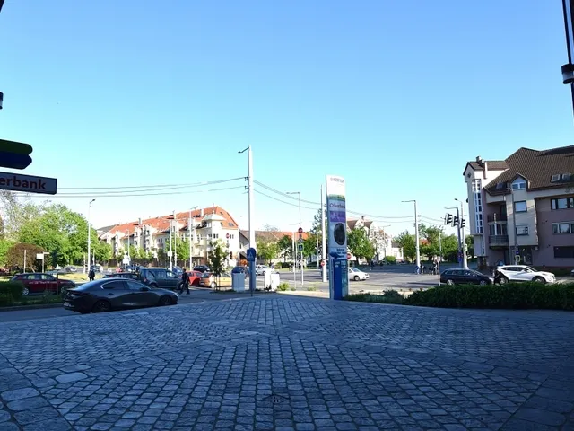 Eladó lakás Debrecen, Nagyerdő 73 nm