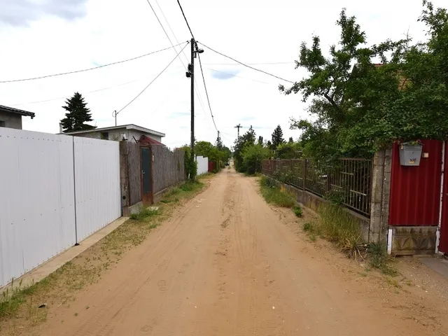 Eladó telek Debrecen, Ungvárikert 697 nm