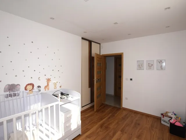 Eladó ház Debrecen, Kerekestelep 184 nm