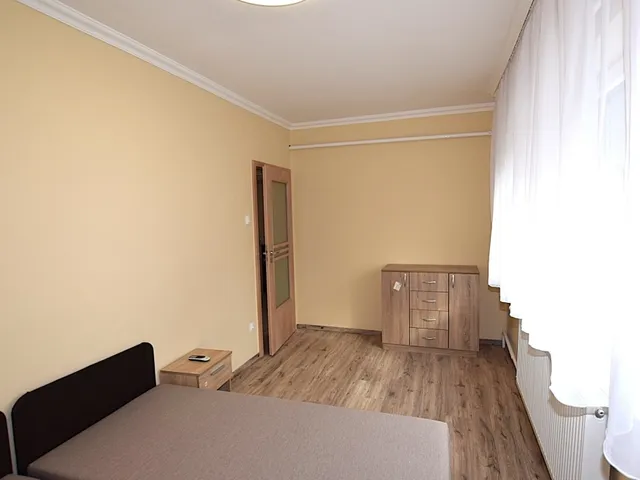 Kiadó lakás Debrecen, Széchenyikert 78 nm