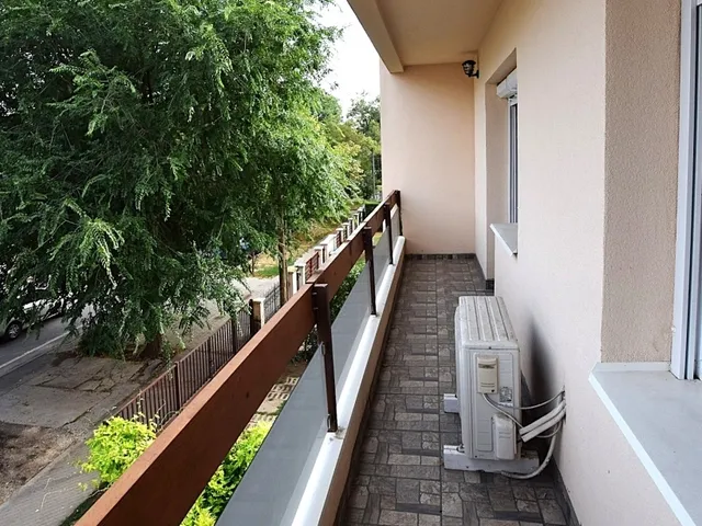 Kiadó lakás Debrecen, Széchenyikert 78 nm