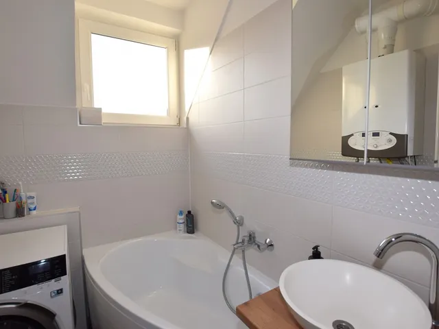 Eladó lakás Debrecen, Vargakert 68 nm