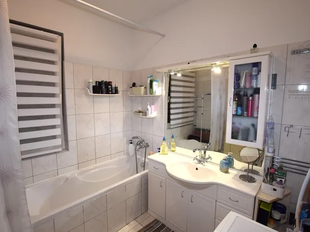 Eladó lakás Debrecen, Újkert 71 nm