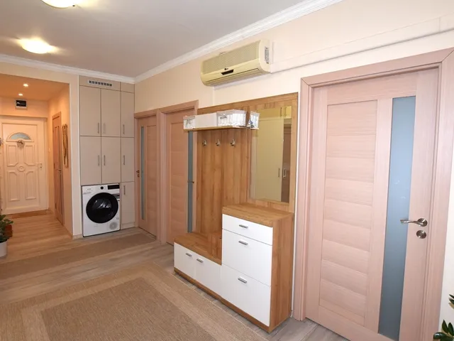 Eladó lakás Debrecen, Újkert 71 nm