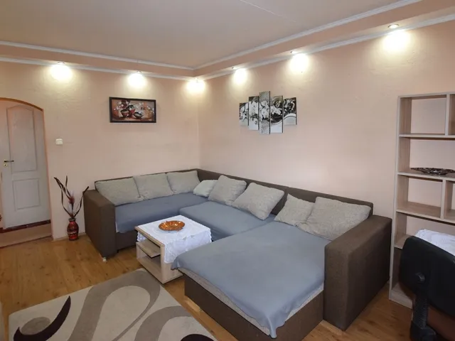 Kiadó lakás Debrecen, Újkert 53 nm