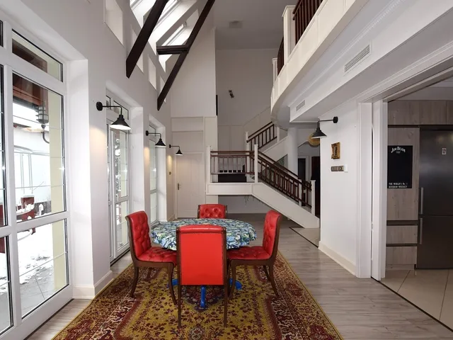 Eladó ház Debrecen, Veres Péter-kert 267 nm