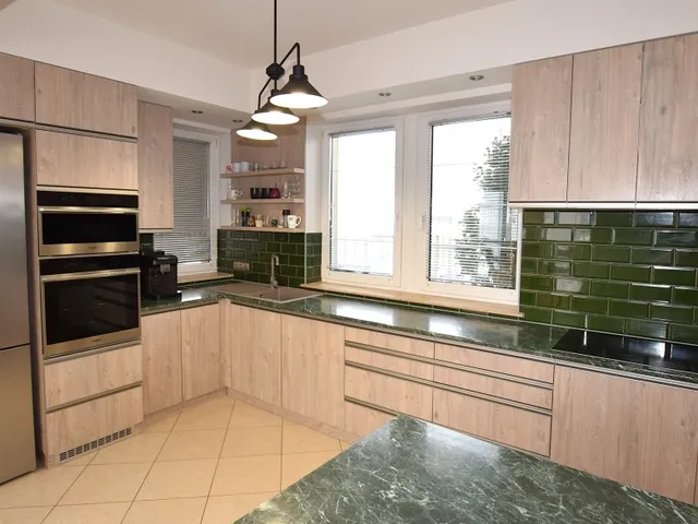 Eladó ház Debrecen, Veres Péter-kert 267 nm