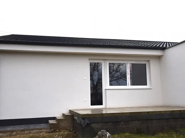 Eladó ház Hajdúsámson, Martinka 106 nm