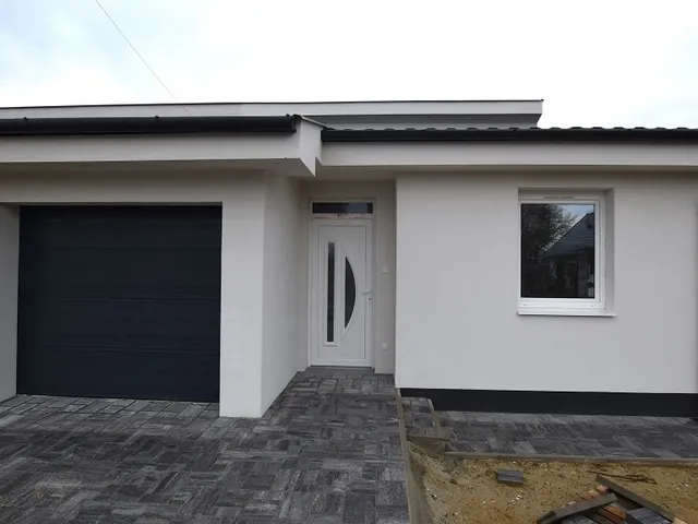 Eladó ház Hajdúsámson, Martinka 106 nm