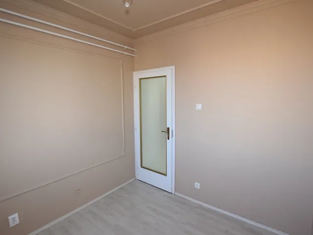 Eladó lakás Debrecen 72 nm