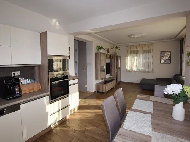 Eladó ház Debrecen, Tócóvölgy 127 nm