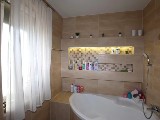 Eladó ház Debrecen, Tócóvölgy 127 nm