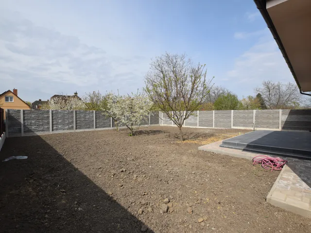 Eladó ház Debrecen, Józsa 146 nm