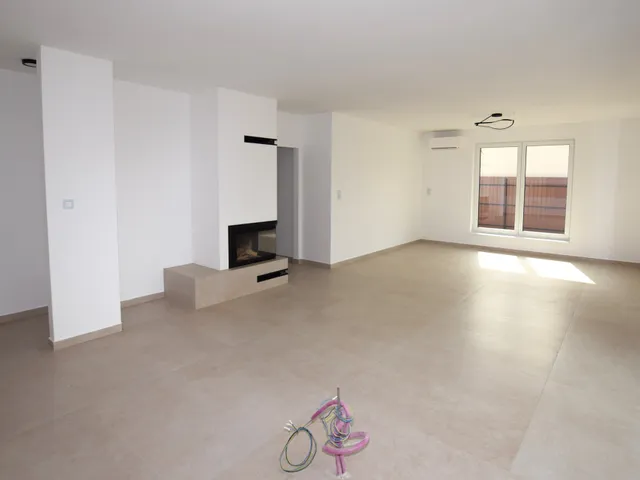 Eladó ház Debrecen, Józsa 146 nm