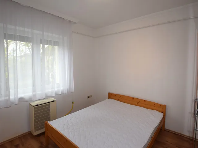 Kiadó lakás Debrecen, Nagyerdő 54 nm