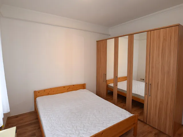 Kiadó lakás Debrecen, Nagyerdő 54 nm