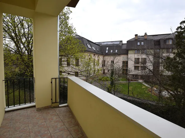 Kiadó lakás Debrecen, Nagyerdő 54 nm