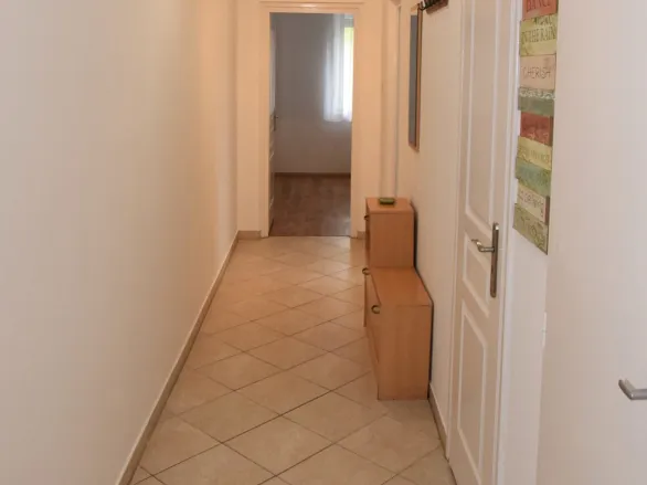 Kiadó lakás Debrecen, Nagyerdő 54 nm