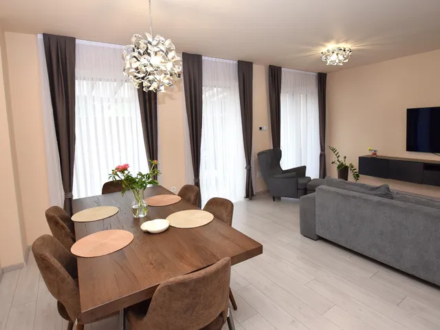 Eladó ház Debrecen, Hatvan utcai kert 147 nm