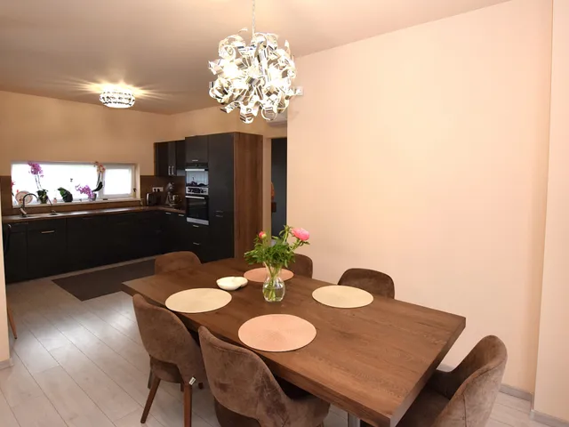 Eladó ház Debrecen, Hatvan utcai kert 147 nm
