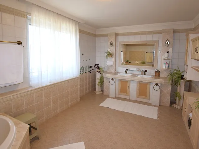 Eladó ház Debrecen, Gerébytelep 224 nm