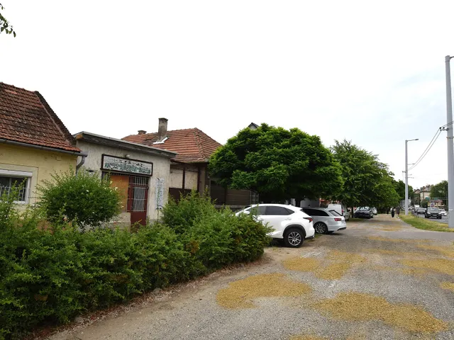 Eladó telek Debrecen, Belváros 714 nm