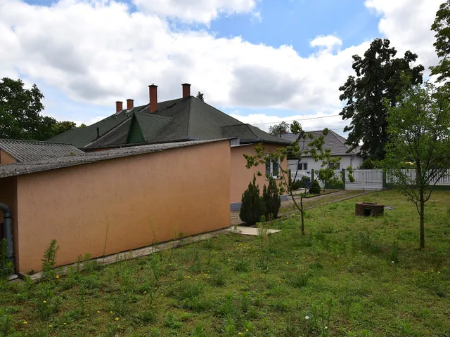 Kiadó ház Debrecen, Szabadságtelep 85 nm
