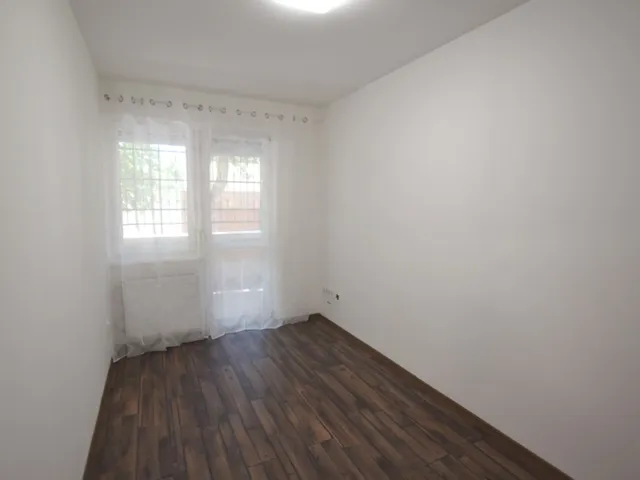 Kiadó lakás Debrecen, Nagyerdő 38 nm