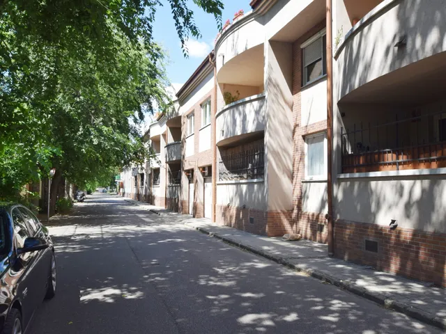 Kiadó lakás Debrecen, Nagyerdő 38 nm