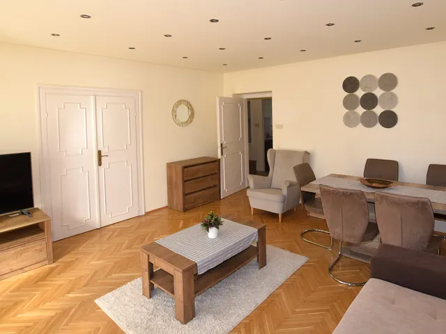 Kiadó lakás Debrecen, Nagyerdő 81 nm