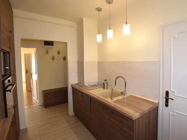 Kiadó lakás Debrecen, Nagyerdő 81 nm