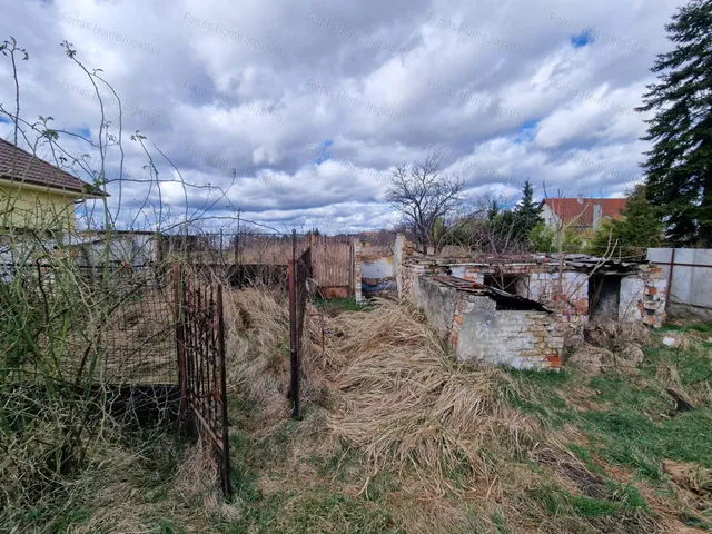 Eladó telek Tata 1986 nm
