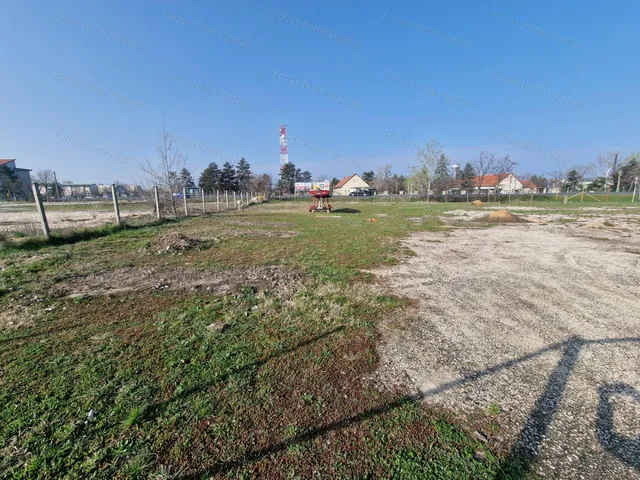 Eladó telek Tata 2294 nm