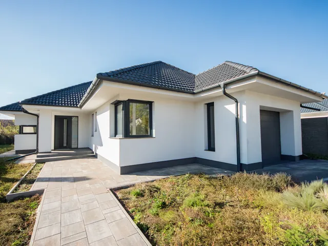 Eladó ház Debrecen, Józsa 168 nm