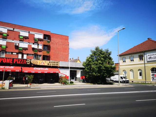 Eladó kereskedelmi és ipari ingatlan Zalaegerszeg, Belváros, Rákóczi Ferenc utca 200 nm