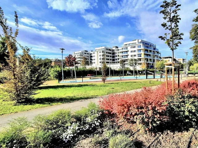 Kiadó garázs Budapest XIII. kerület, Angyalföld 15 nm