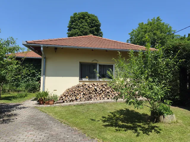 Eladó ház Szendehely 97 nm