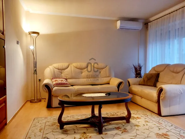 Eladó ház Baja 280 nm