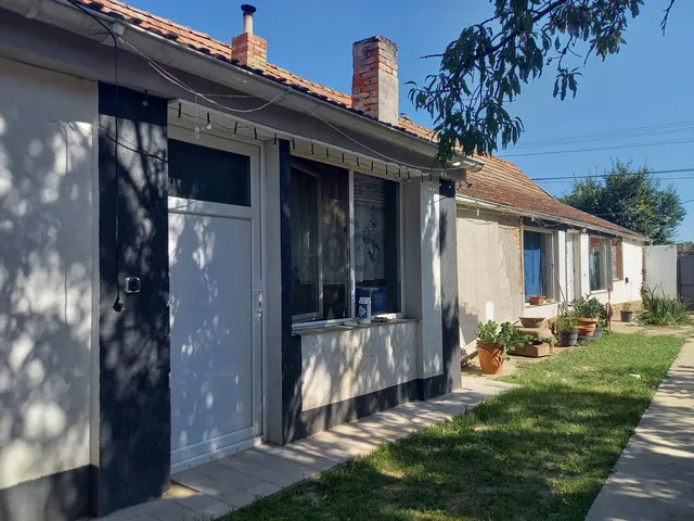 Eladó ház Felsőszentiván 133 nm