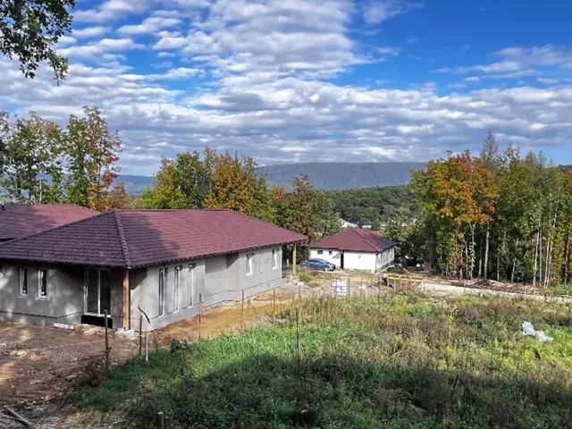 Eladó lakás Pilisjászfalu 81 nm