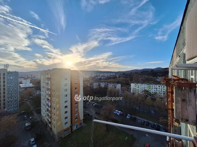 Eladó lakás Budapest III. kerület, Békásmegyer 57 nm