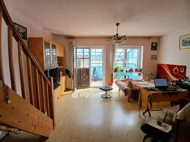 Eladó lakás Budapest XXI. kerület 74 nm