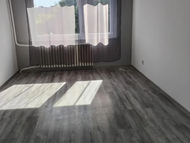 Eladó lakás Budapest III. kerület, Békásmegyer 51 nm