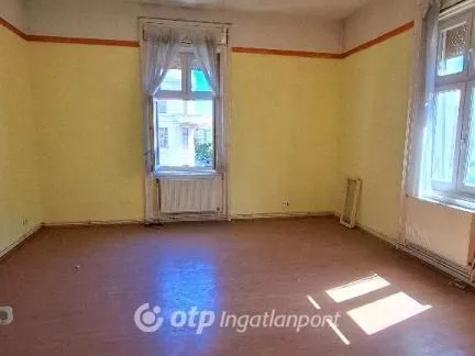 Eladó lakás Budapest VI. kerület 176 nm