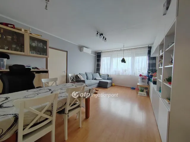 Eladó lakás Budapest X. kerület, Újhegy 68 nm